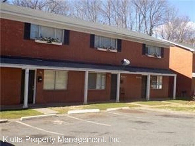 Primary Photo - 2 br, 1 bath House - 2723 Dundeen Street