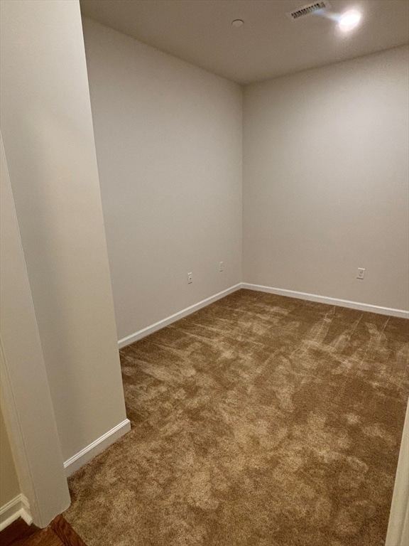 Building Photo - 2 Winslow Ln