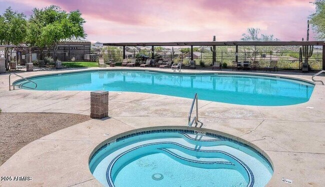Building Photo - 3330 W Gran Paradiso Dr