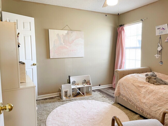 Building Photo - 6675 Raner Creek Dr