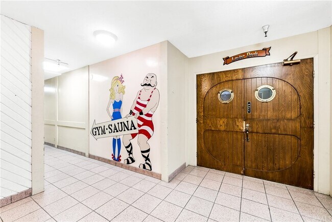 Sauna/Gym/Meeting Room - 1140 E Ocean Blvd