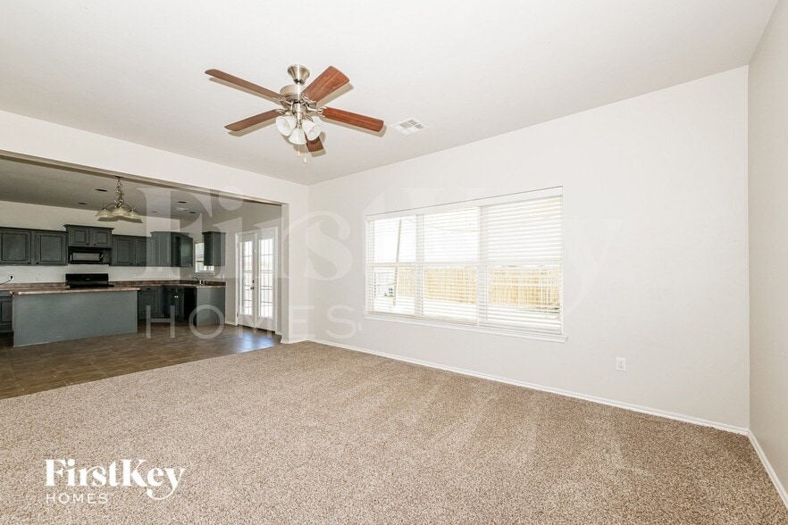 Building Photo - 7212 Meadow Lake Dr