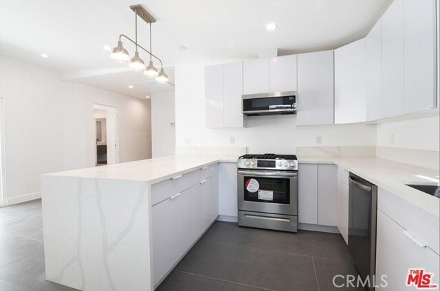 Building Photo - 1426 Elevado St