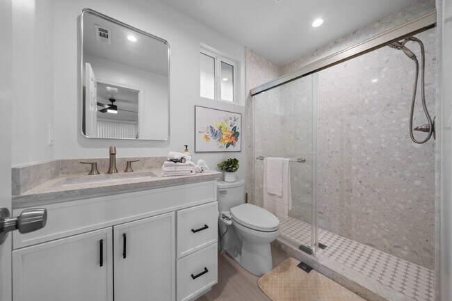 Building Photo - 1219 Denver Ln