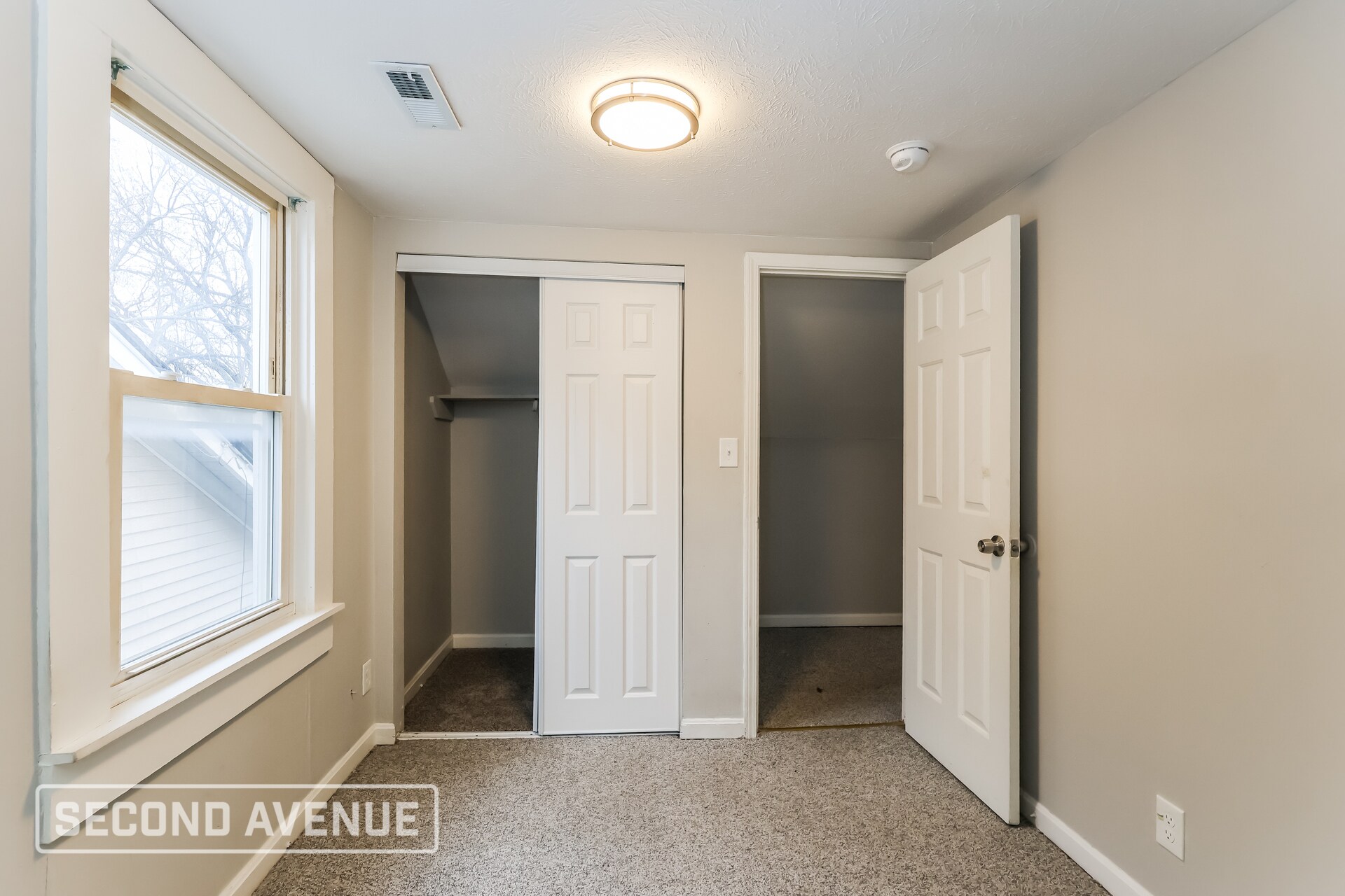 Building Photo - 4023 Taylor Blvd