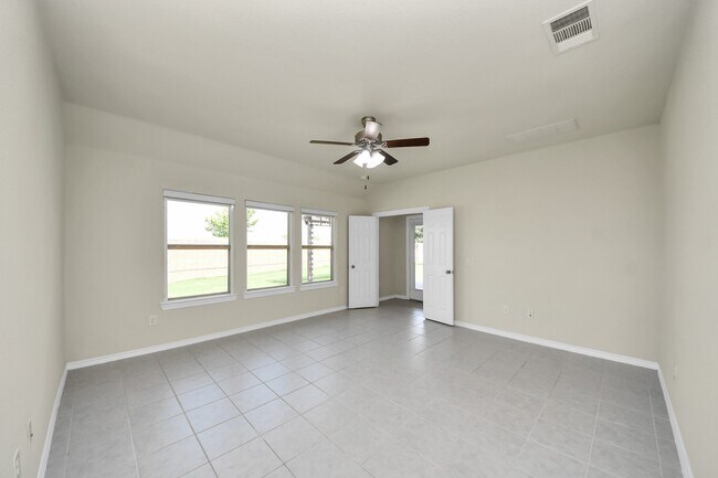 Building Photo - 6723 Widdenbrook Trace