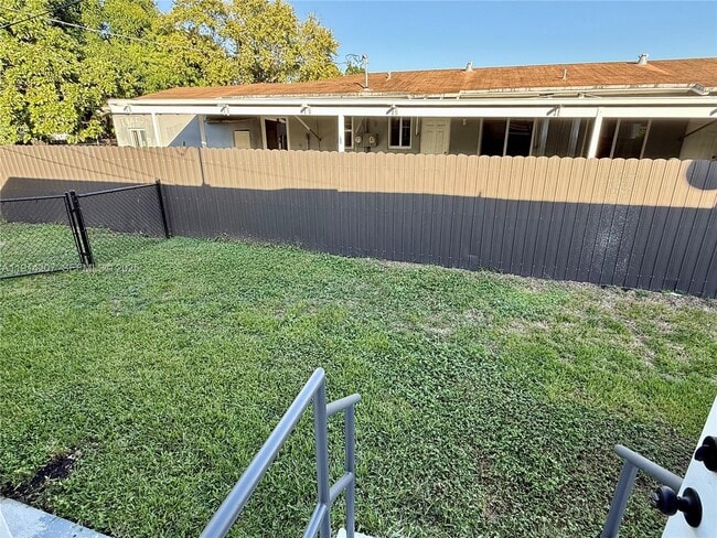 Building Photo - 117 NW 118th St