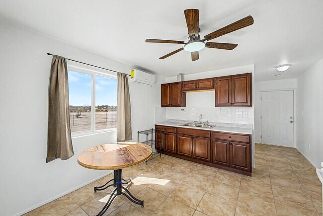 Building Photo - 34233 W Sahuaro St