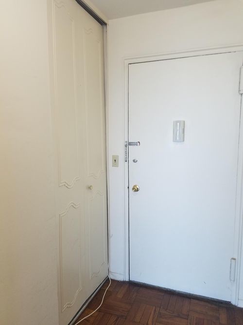 Building Photo - 2100 Linwood Ave