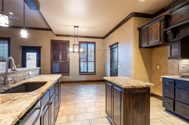 Building Photo - 11809 Dunbar Ct