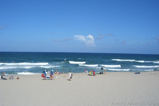 Building Photo - 2851 S Ocean Blvd