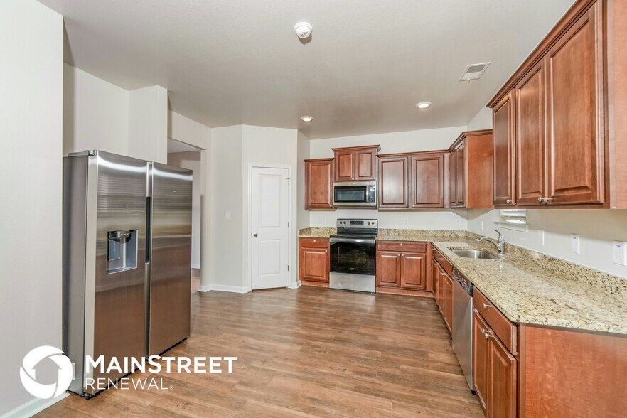 Building Photo - 1064 Pilgrim Ln