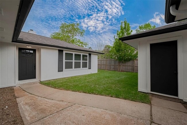 Building Photo - 23319 Pennsgrove Rd