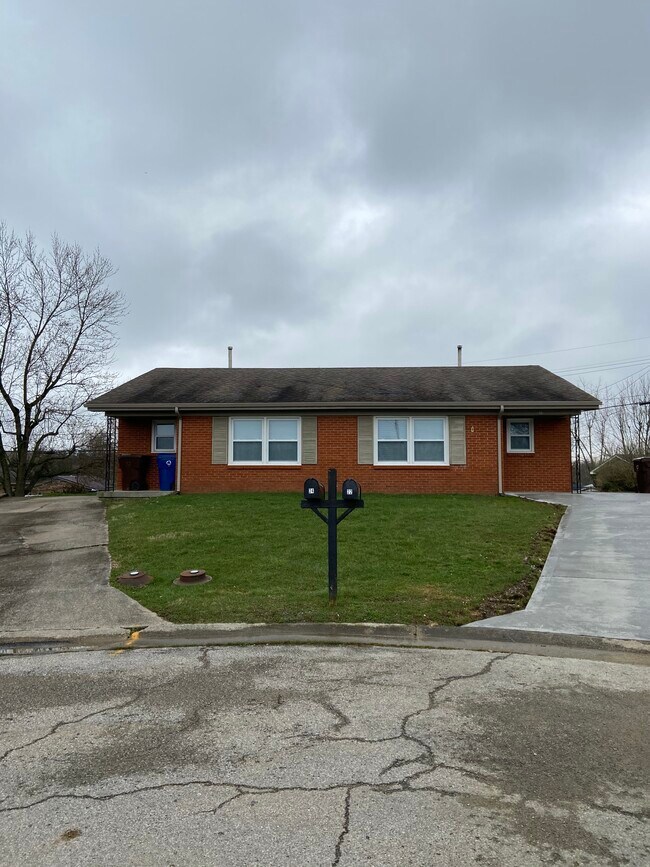 22-24 White Circle Exterior - 22 White Cir