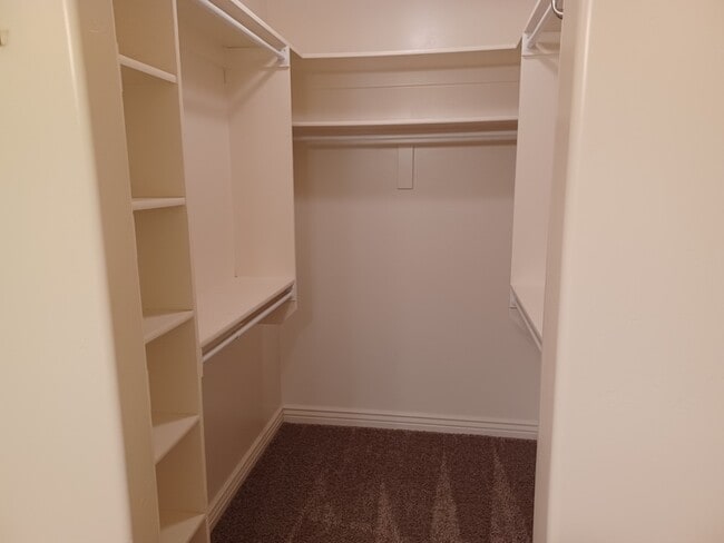 Building Photo - 1159 W 100 S