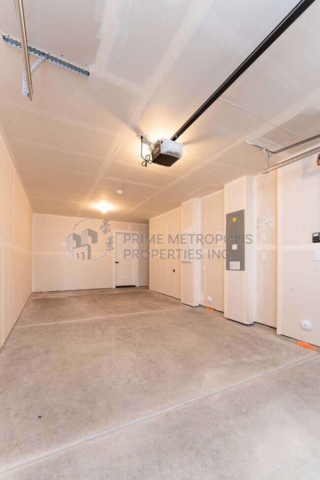 Building Photo - 16111 36th Ave W