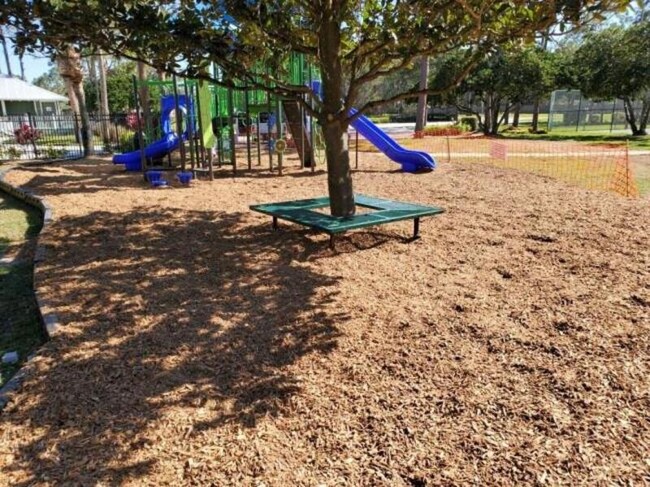 Building Photo - 10448 Water Hyacinth Dr