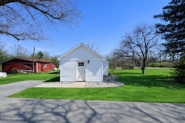 Building Photo - 675 Mac Elroy Rd