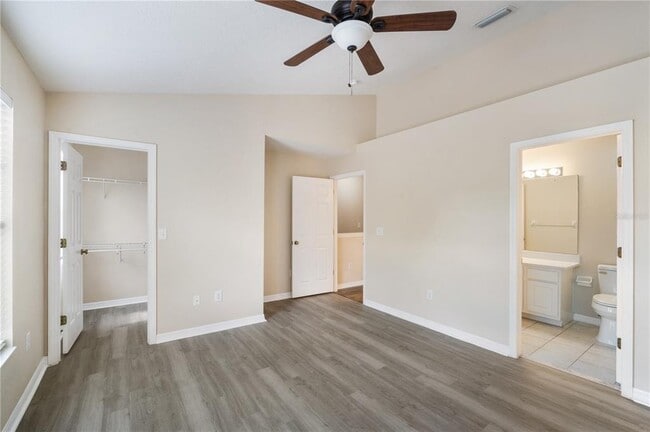 Building Photo - 12429 Country White Cir