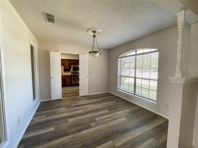 Building Photo - 211 Sycamore Creek Rd