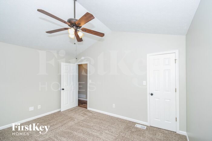 Building Photo - 608 Nottingham Dr