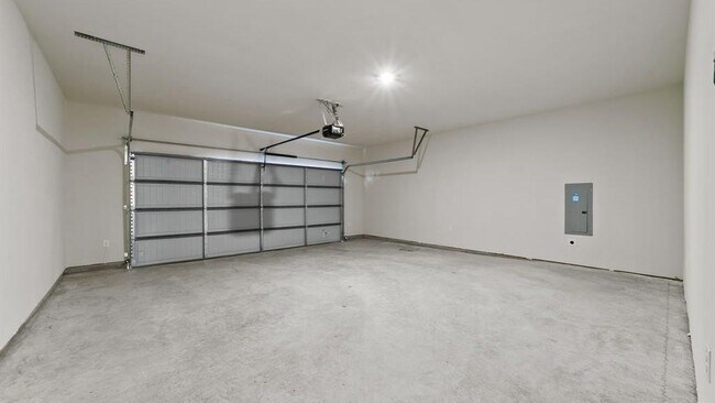 Building Photo - 1109 Saffira-