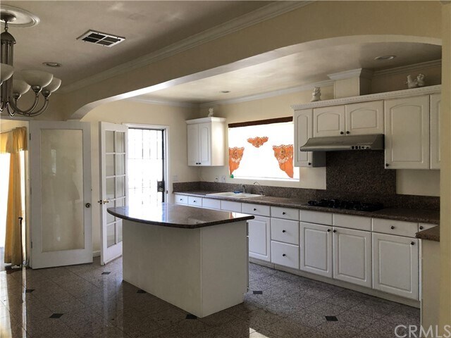 Building Photo - 8943 Beatrice Pl