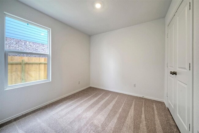 Building Photo - 108 Montego St