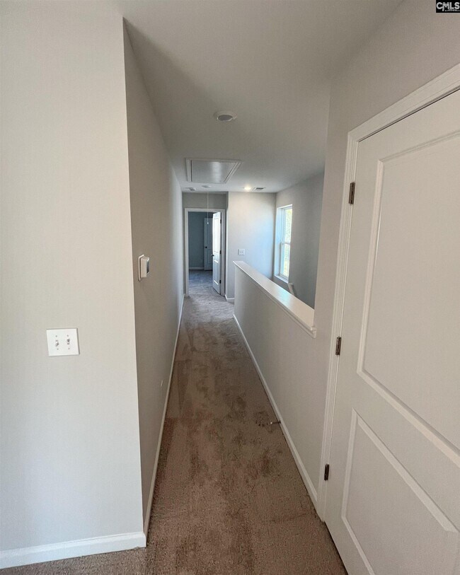 Building Photo - 330 Canary Grass Ct