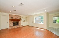 Building Photo - 6611 Cypress Point Dr