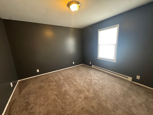 Building Photo - 2144 N Webster St