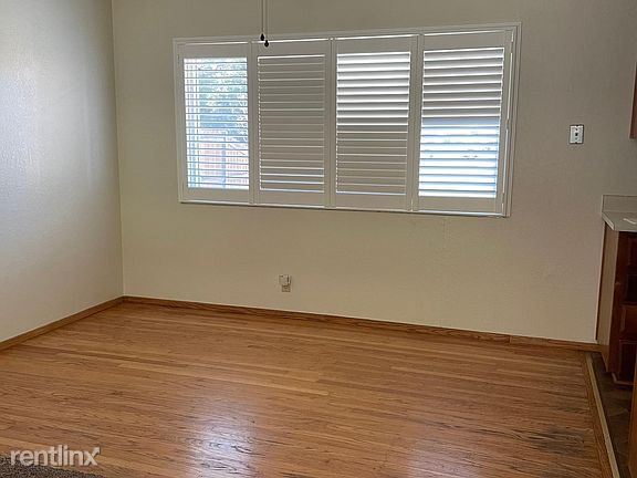 Building Photo - 3 br, 2 bath House - 561 Azalea Way
