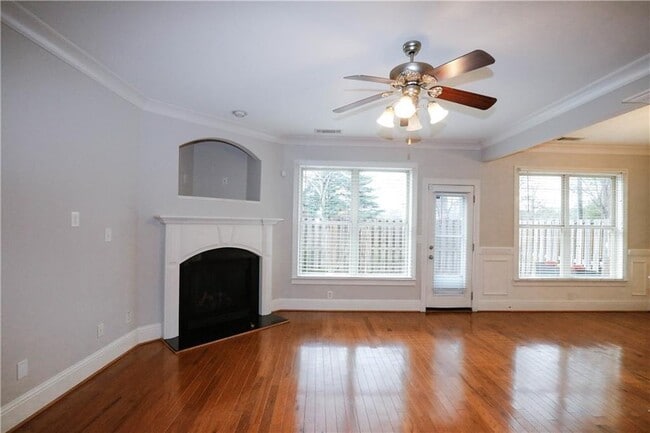 Building Photo - 3528 Pecos Ln