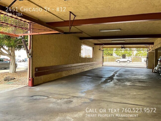 Building Photo - 2451 Chicago St