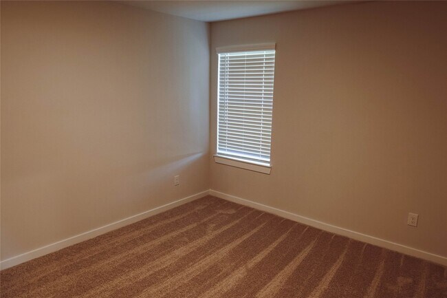 Building Photo - 8526 Blueberry Ash St