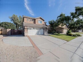 Building Photo - 2300 E Augusta Ave