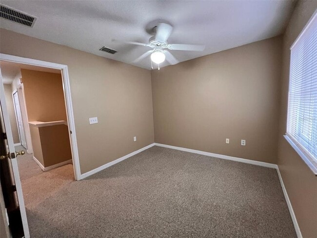 Building Photo - 7602 Long Island Dr