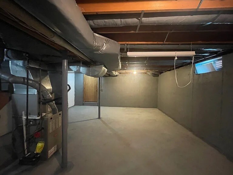 Basement/storage - 9 Gillan Ave