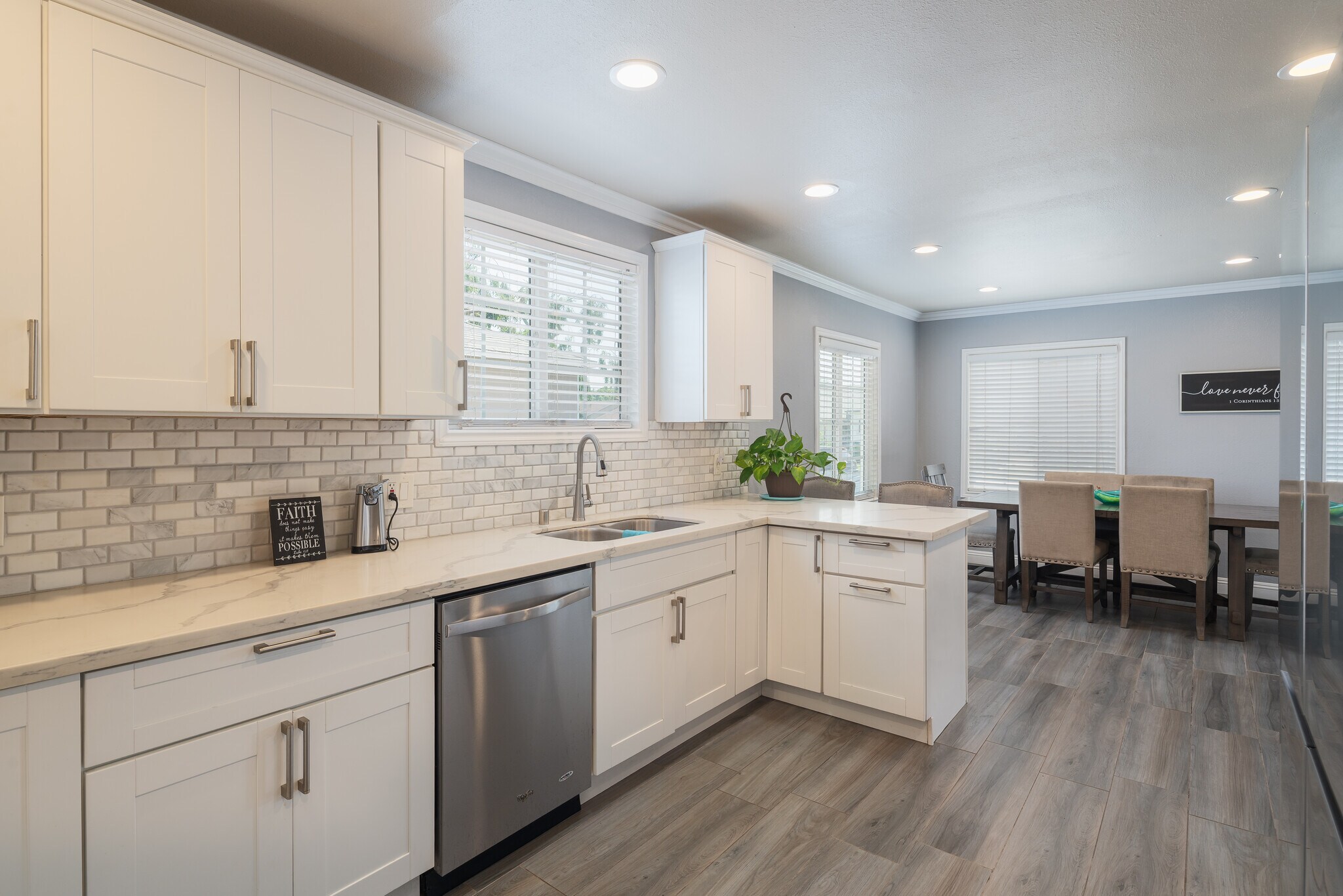 Building Photo - 4009 Centralia St