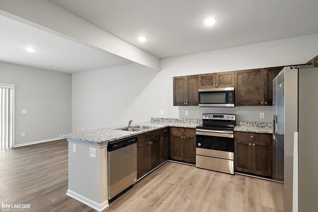 Building Photo - 51419 Tides Dr