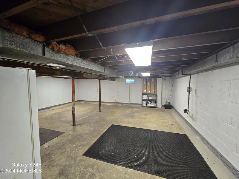 Building Photo - 16 Oak Ridge Pkwy