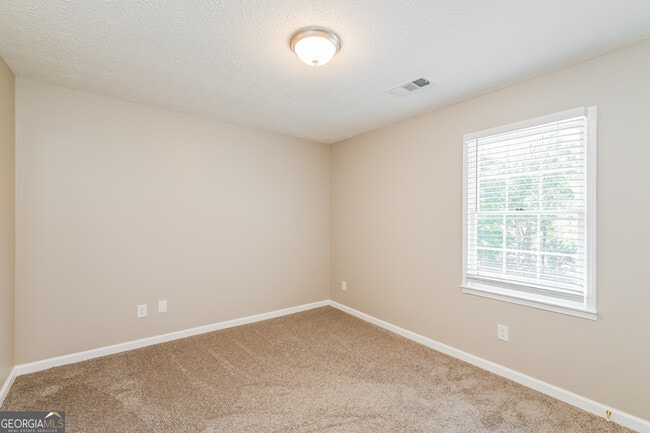 Building Photo - 2871 Quinbery Dr