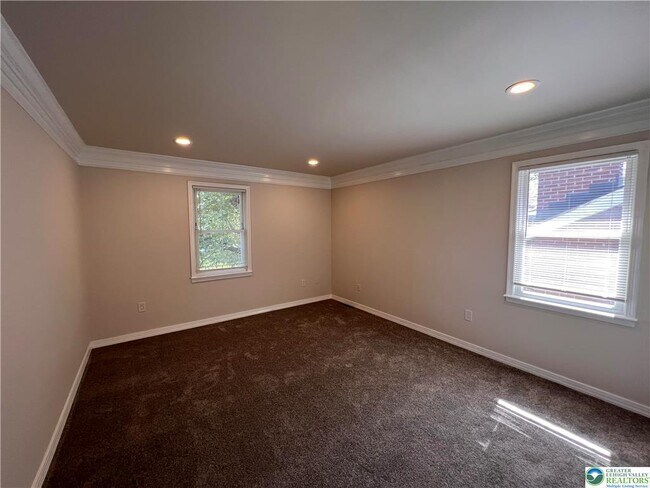 Building Photo - 628 N 20th St