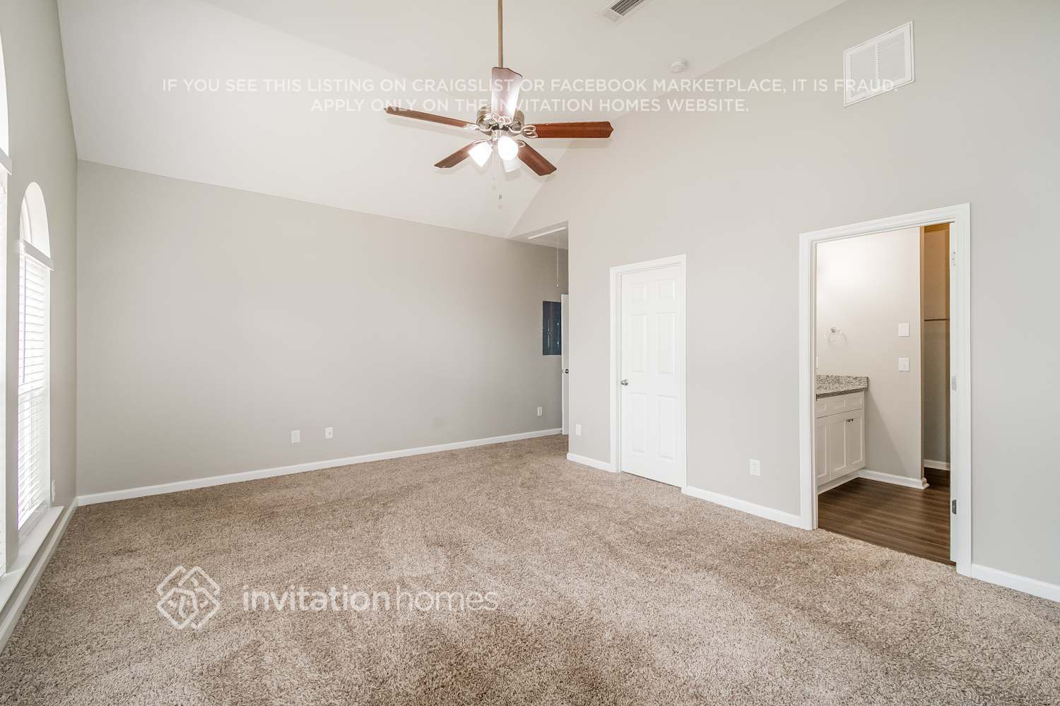 Building Photo - 6996 Calderwood Dr