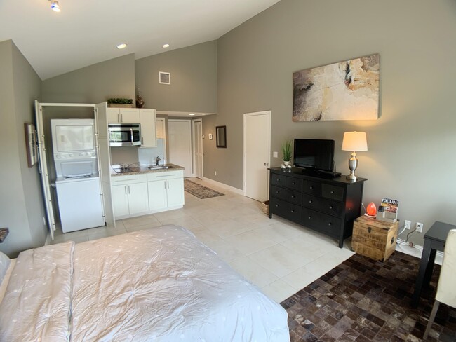 Building Photo - 11863 Wimbledon Cir