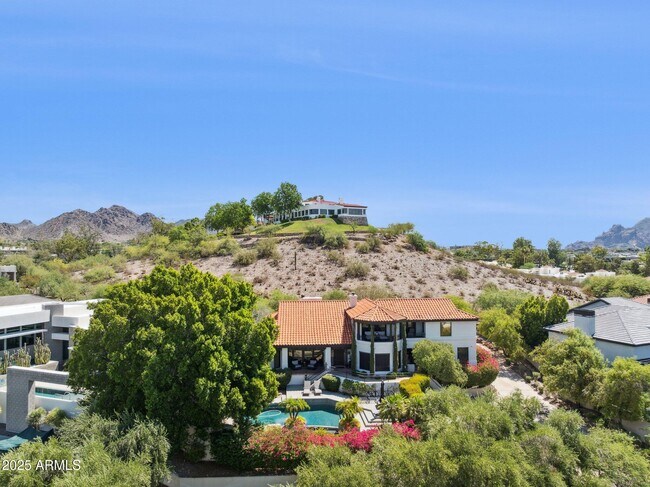 Building Photo - 5732 N 25th St