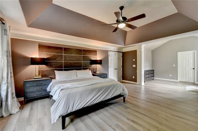 Building Photo - 11034 Estates Cir