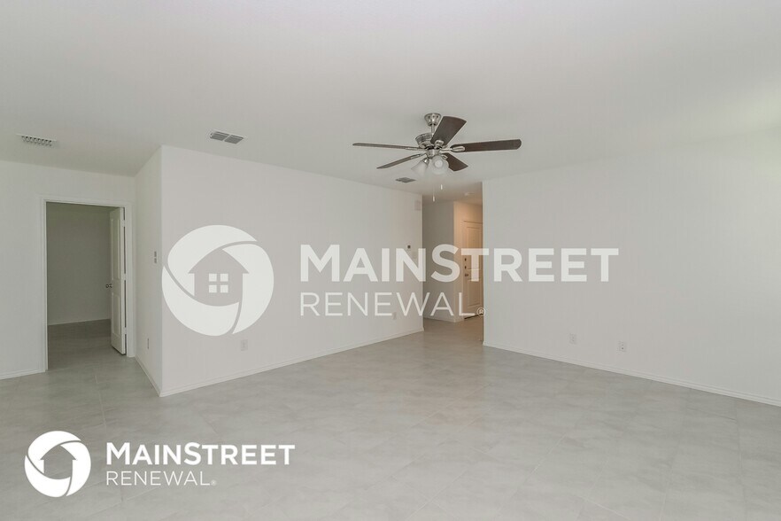 Building Photo - 8432 Fawn Creek Dr