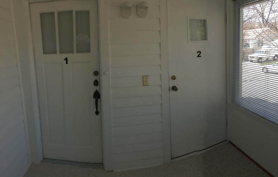 Building Photo - 133 Curry Ave