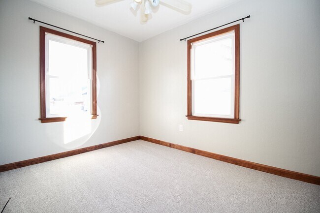 Building Photo - 423 W Capistrano Ave
